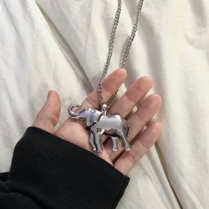 Silver Tone Elephant Necklace Jewelry